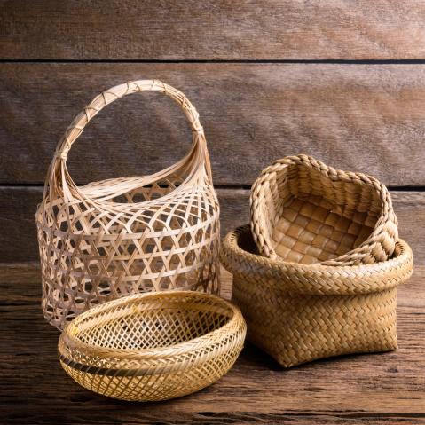 Wicker weaving class at Don Gaspano